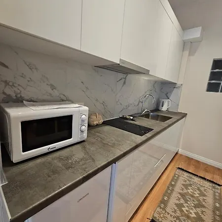 Alba Apartament *