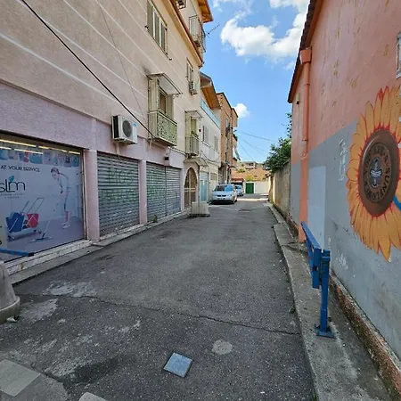 Alba * Tirana